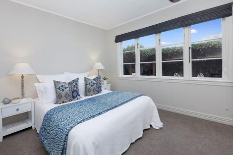 Photo of property in 56 Kotare Street, Waikanae, 5036