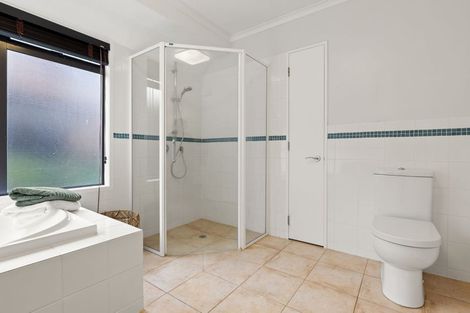 Photo of property in 5 Bramley Drive, Rototuna, Hamilton, 3210