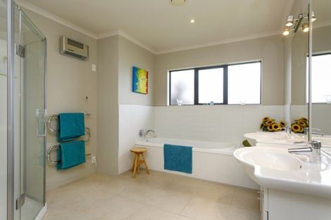 Photo of property in 2 Julies Way, Rangatira Park, Taupo, 3330