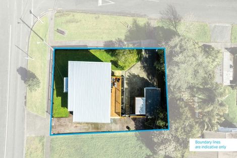 Photo of property in 33 Porter Crescent, Helensville, 0800