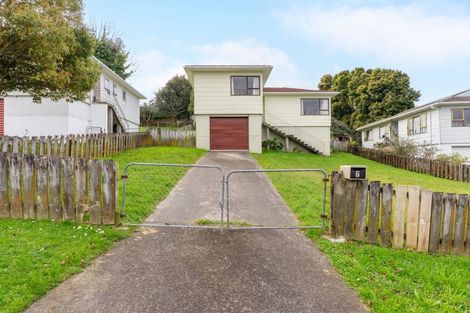 Photo of property in 7 Yule Place, Massey, Auckland, 0614