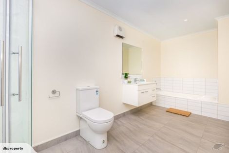 Photo of property in 43 Burma Road, Khandallah, Wellington, 6035