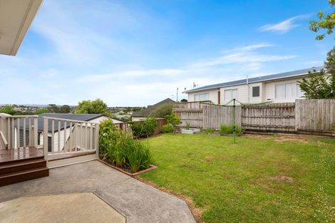Photo of property in 1 Rubens Lane, West Harbour, Auckland, 0618