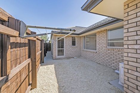 Photo of property in 23 Date Crescent, Aidanfield, Christchurch, 8025