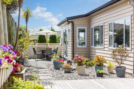 Photo of property in 66 Staithes Drive North, Whitby, Porirua, 5024