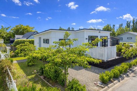Photo of property in 24 Kempton Street, Greytown, 5712