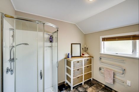 Photo of property in 36 Napier Terrace, Hospital Hill, Napier, 4110