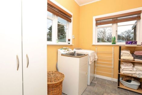 Photo of property in 50 Mcphee Street, Dannevirke, 4930