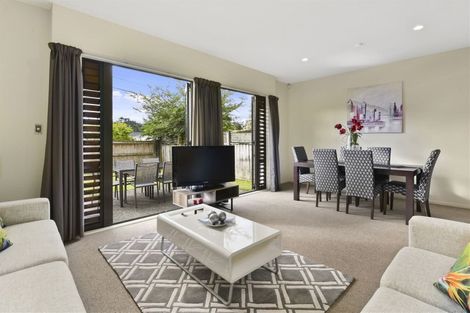 Photo of property in 16/11 The Avenue, Albany, Auckland, 0632
