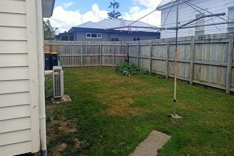 Photo of property in 10 Russell Street, Feilding, 4702