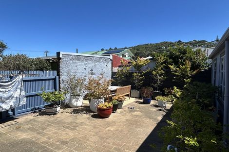 Photo of property in 7 Palm Avenue, Lyall Bay, Wellington, 6022