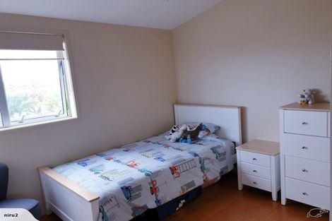 Photo of property in 210 Clovelly Road, Bucklands Beach, Auckland, 2012