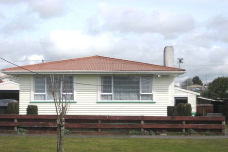 Photo of property in 23 Orlando Street, Stratford, 4332