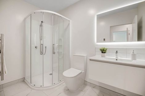 Photo of property in 4/3 Kawau Close, Orewa, 0931