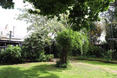 Photo of property in 86 Hakanoa Street, Huntly, 3700