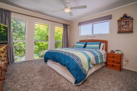 Photo of property in 1 John Downs Drive, Browns Bay, Auckland, 0630