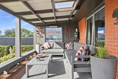 Photo of property in 23 Gibbons Crescent, Castlecliff, Whanganui, 4501