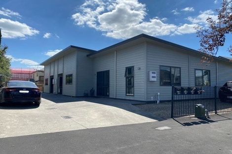 Photo of property in 77 Carrington Avenue, Silverdale, Hamilton, 3216