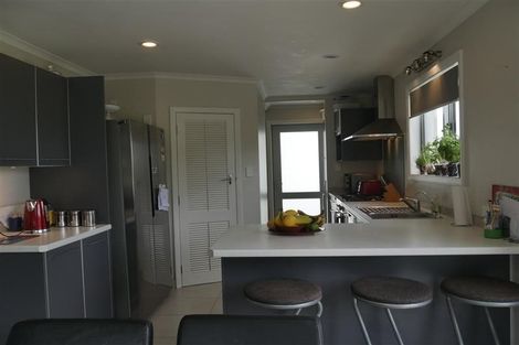 Photo of property in 87 One Tree Point Road, One Tree Point, 0118