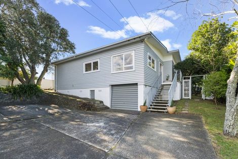 Photo of property in 1/1a Scarboro Terrace, Murrays Bay, Auckland, 0630