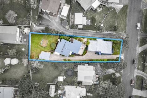 Photo of property in 53 Elliston Crescent, Stanmore Bay, Whangaparaoa, 0932