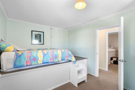 Photo of property in 71 Muritai Road, Eastbourne, Lower Hutt, 5013