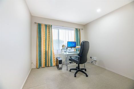 Photo of property in 39 Sapperton Drive, Henderson, Auckland, 0612