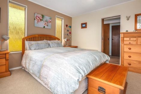 Photo of property in 3 Achilles Close, Tawa, Wellington, 5028