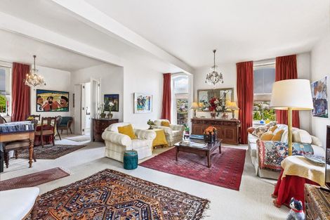 Photo of property in 16b Hadfield Terrace, Kelburn, Wellington, 6012