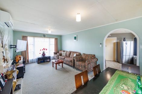 Photo of property in 30 Mccorkindale Street, Feilding, 4702