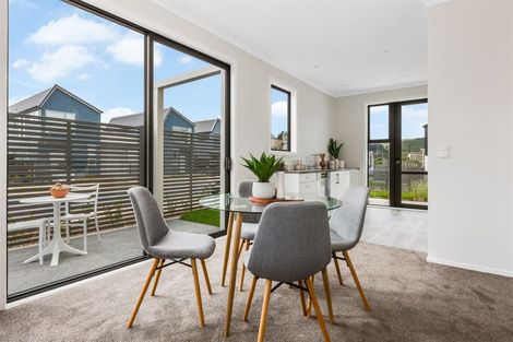 Photo of property in 2 Tokitoki Way, Kenepuru, Porirua, 5022