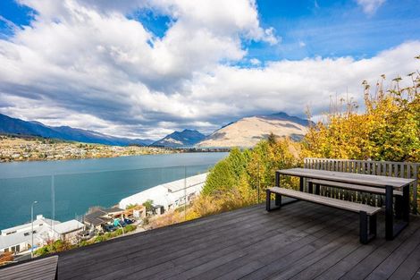 Photo of property in St Andrews Park, 9b Saint Mathews Place, Queenstown, 9300