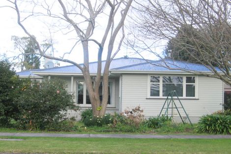 Photo of property in 28 Youngs Road, Papakura, 2110