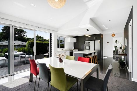 Photo of property in 3 Te Arakete Place, Hurworth, New Plymouth, 4310