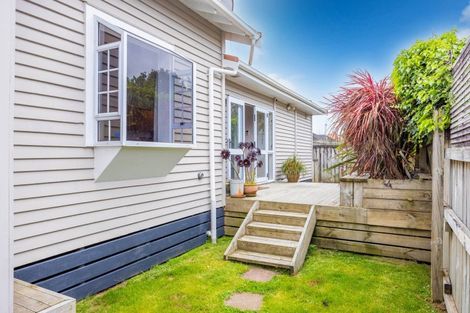 Photo of property in 54 Haultain Street, Fairfield, Hamilton, 3214