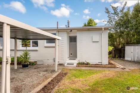 Photo of property in 2/121 Clouston Park Road, Clouston Park, Upper Hutt, 5018