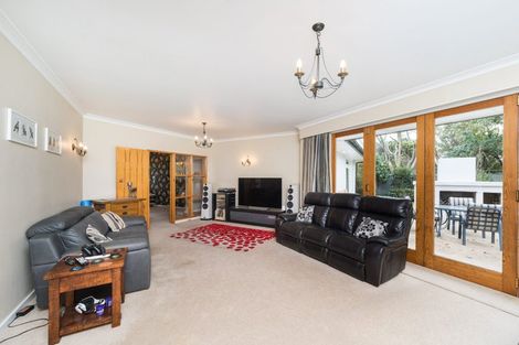 Photo of property in 8 Goodwyn Crescent, Hokowhitu, Palmerston North, 4410