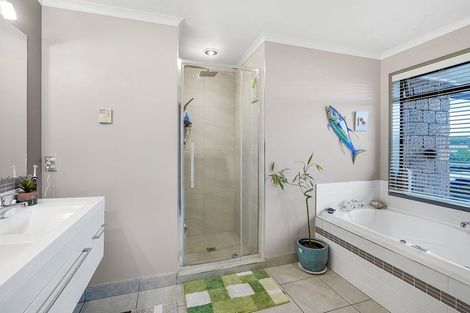 Photo of property in 4 Ashbourne Lane, Dinsdale, Hamilton, 3204