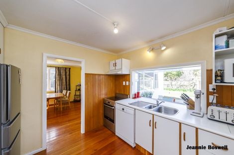 Photo of property in 28 Henare Street, West End, Palmerston North, 4412
