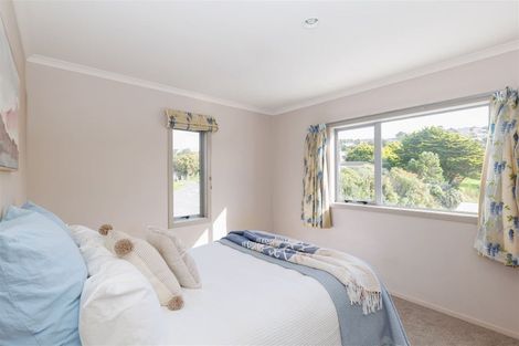 Photo of property in 27a Hawtrey Terrace, Churton Park, Wellington, 6037