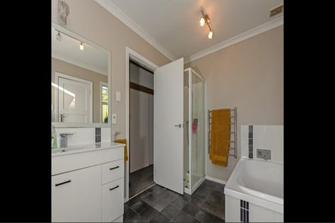 Photo of property in 564 Ruahine Street, Hokowhitu, Palmerston North, 4410