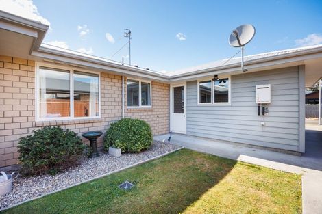 Photo of property in 15 Serenity Crescent, Kelvin Grove, Palmerston North, 4414