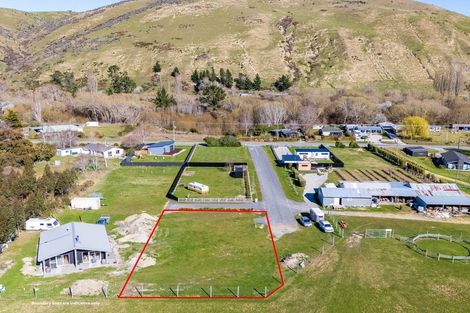 Photo of property in 12 Kaylea Lane, Millers Flat, 9572