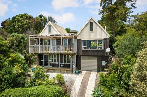 Photo of property in 10 Moana Drive, Tanners Point, Katikati, 3177