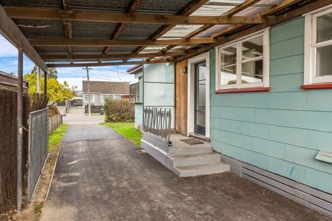 Photo of property in 17 Dunarnan Street, Avonside, Christchurch, 8061