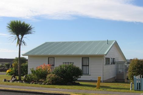 Photo of property in 19 Cobham Avenue, Dargaville, 0310