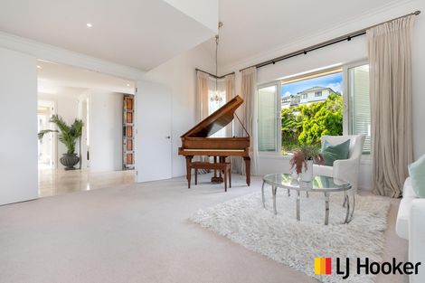 Photo of property in 29 Evelyn Road, Cockle Bay, Auckland, 2014