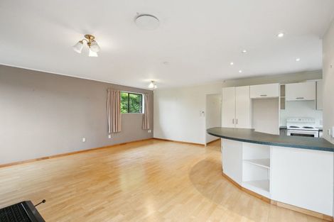 Photo of property in 3 Sasanqua Way, Crofton Downs, Wellington, 6035