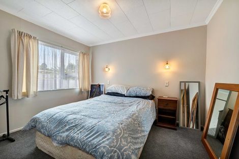 Photo of property in 20 Tukapa Street, Westown, New Plymouth, 4310