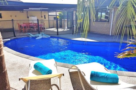 Photo of property in 116 Barbados Way, One Tree Point, 0118